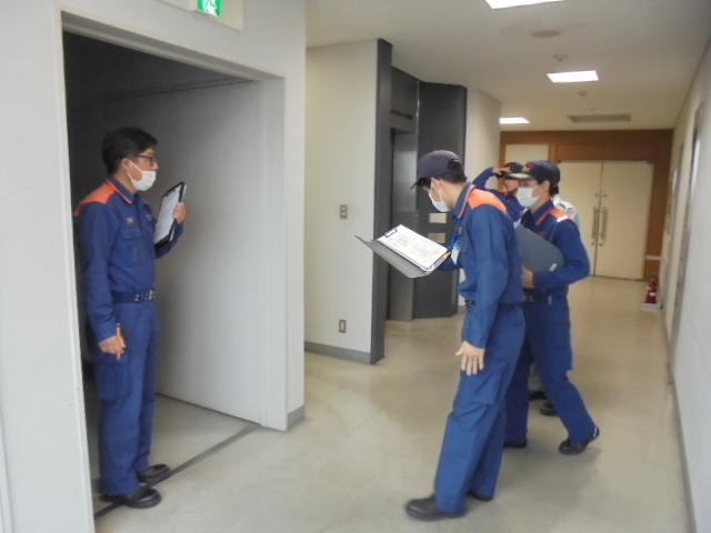 査察の様子